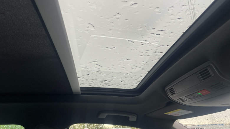 Volkswagen Tiguan 2.0 TDi 150 R-Line 5dr DSG Diesel Estate